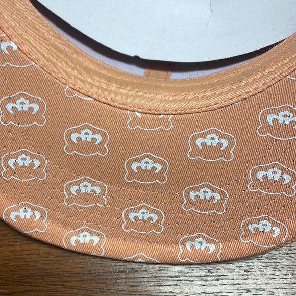 MelonWear Budweiser SnapBack. Salmon Color. New - Picture 8 of 9